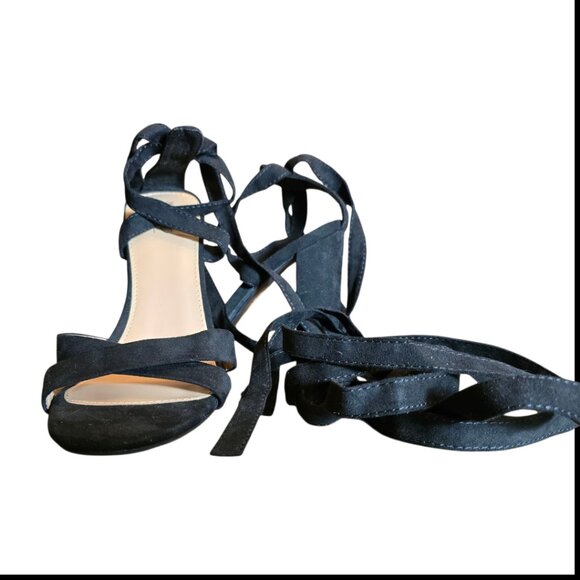 Black Faux Suede Wrap Around Strap Heel sz 8 - Picture 3 of 7